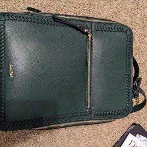 Calpak Kaya laptop bag in Emerald Green